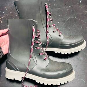 Cougar Rubber Rain Boots in Gray